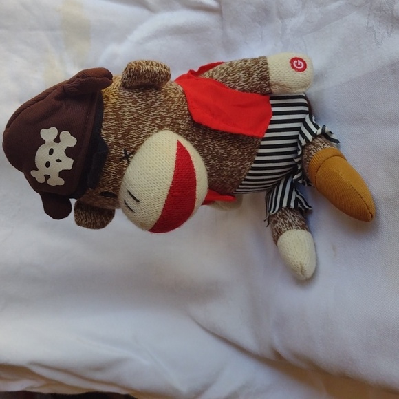 Musical Swaying Pirate Monkey - Picture 2 of 4